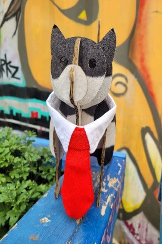 Maahes W Buffett Adjustable Collar With Red Power Tie